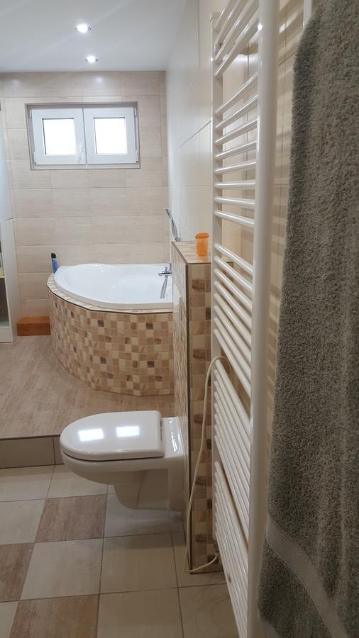 Apartmany Za Sakurou Hodonín Buitenkant foto