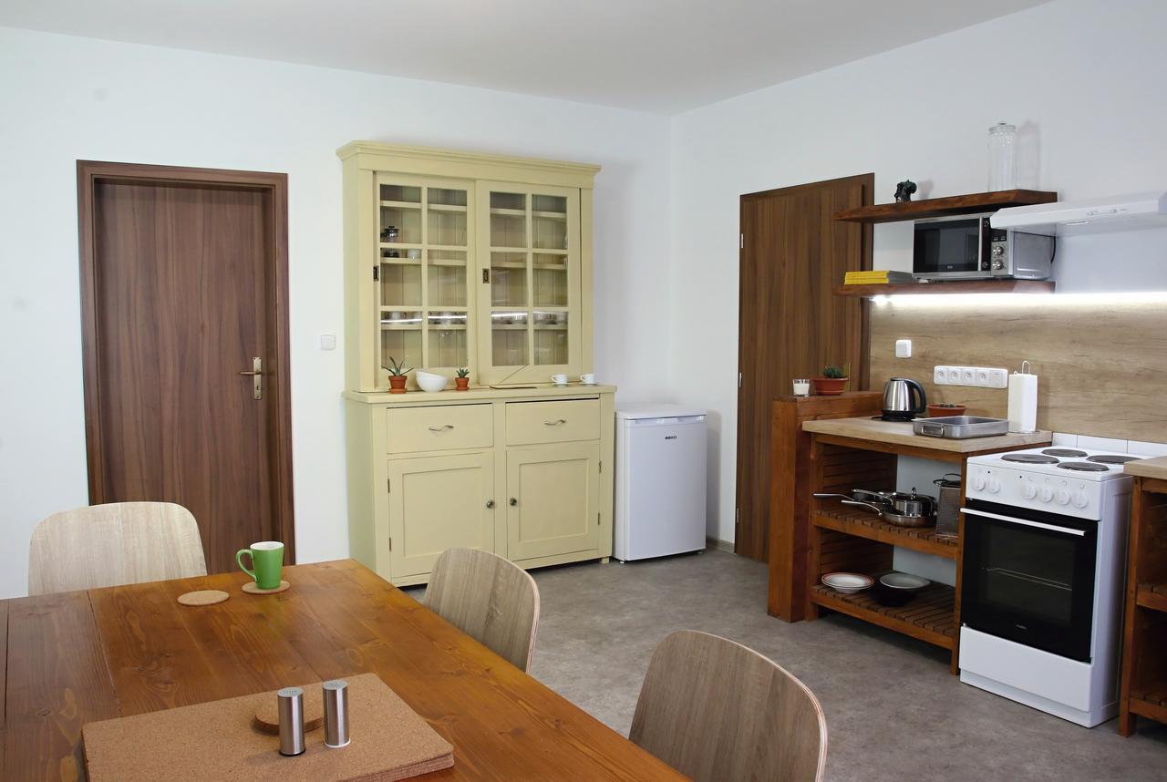 Apartmany Za Sakurou Hodonín Buitenkant foto