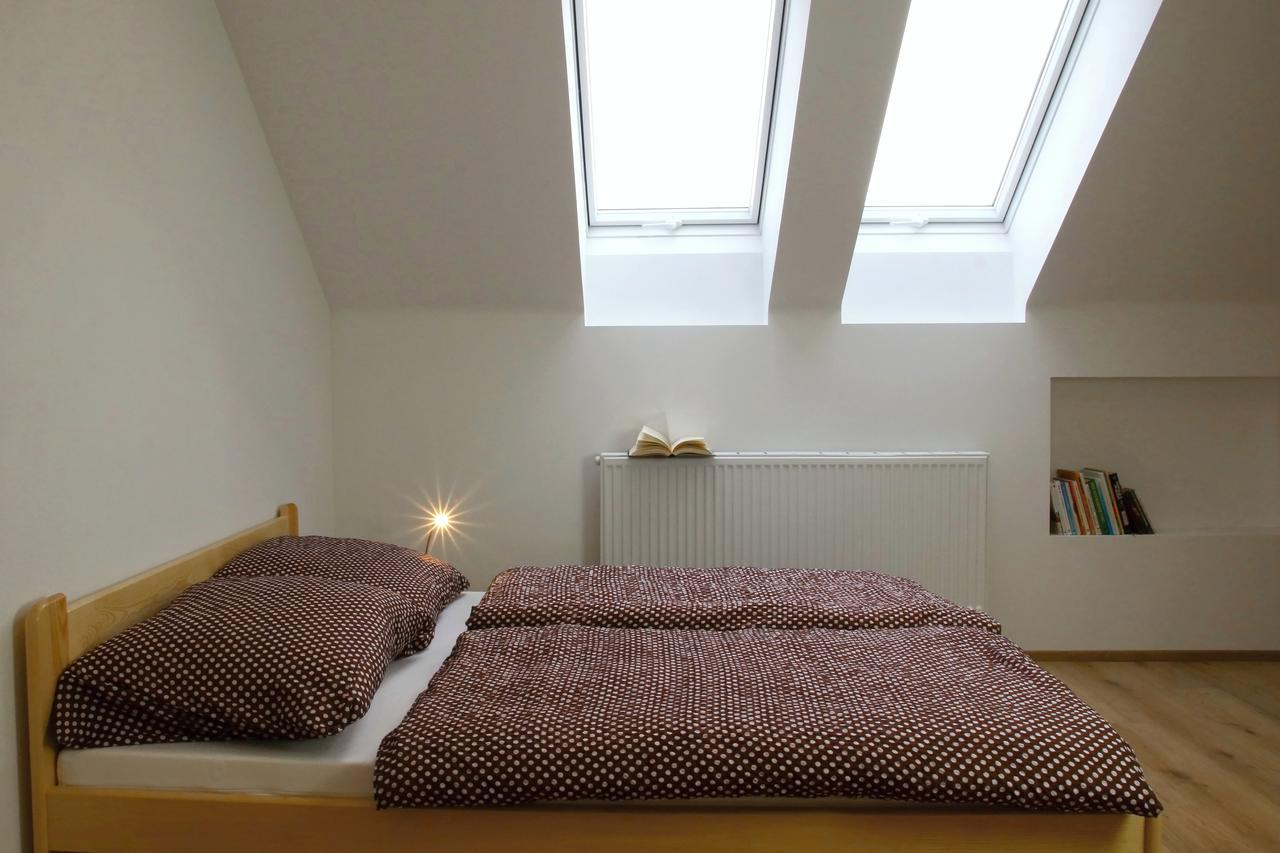 Apartmany Za Sakurou Hodonín Buitenkant foto