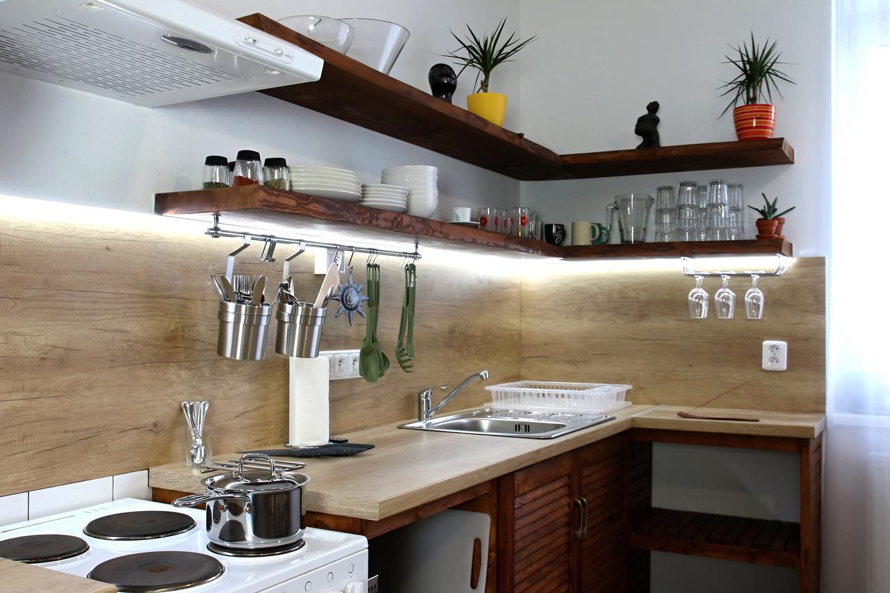 Apartmany Za Sakurou Hodonín Buitenkant foto